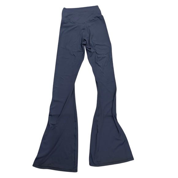 Aerie Offline Real Me High Waisted Crossover Flare Legging - Picture 7 of 11